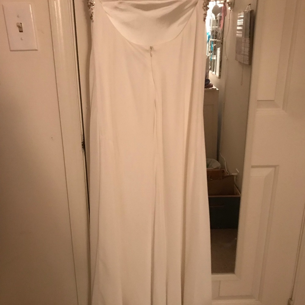 Strapless white prom dress, worn once - Picture 2 of 3